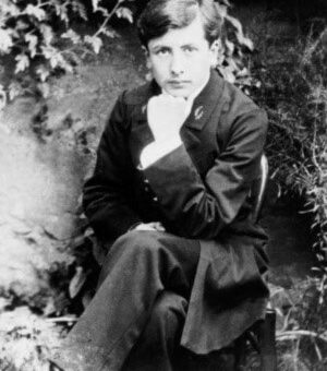 Alain-Fournier en septembre 1905 à la Chapelle d'Angillon.